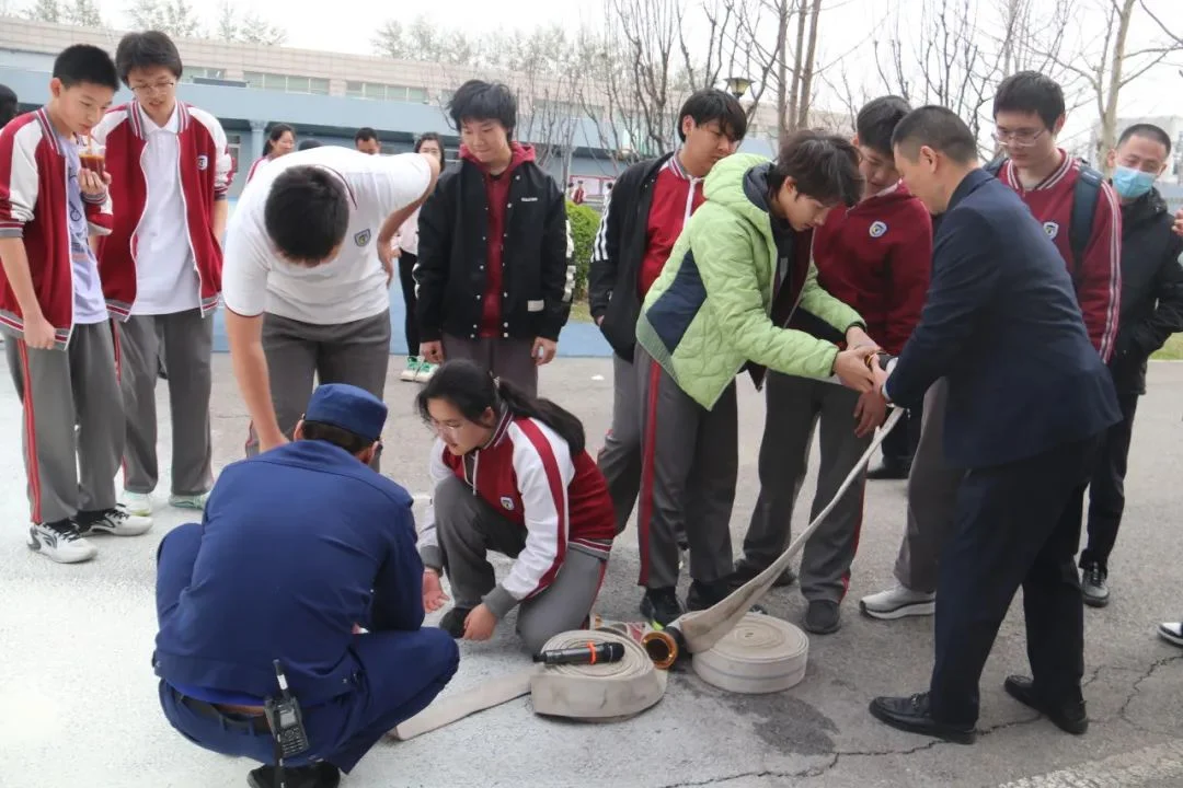 北外同文素材 火灾疏散演练