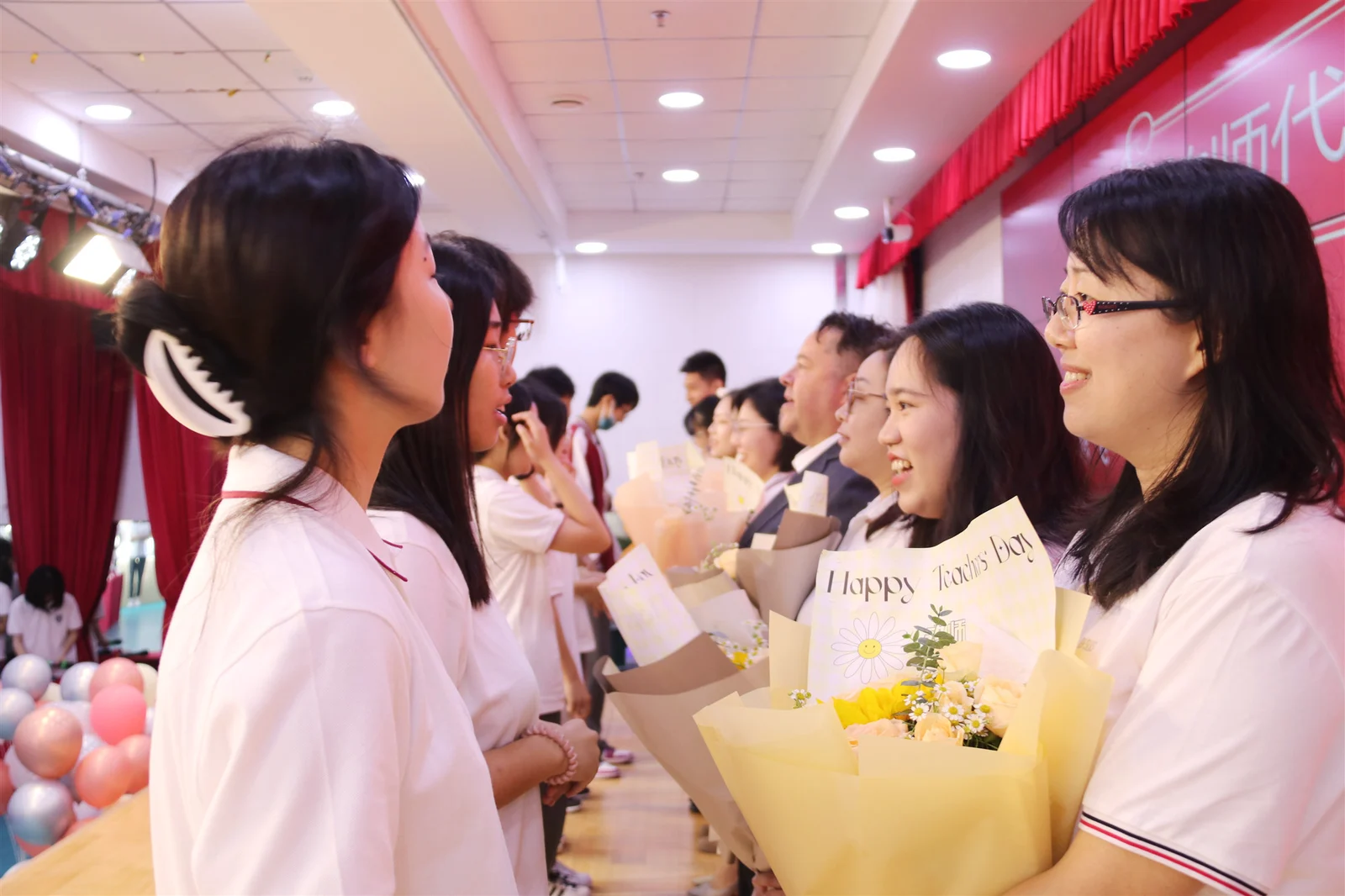 北外同文素材 “博文约礼，自立协同”——北外附校双语学校2021—2022学年度开学典礼隆重举