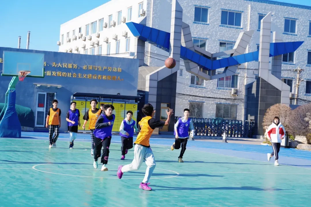 北外同文外国语学校招生解读:学费、课程与升学之外,家长还能从友谊赛看什么