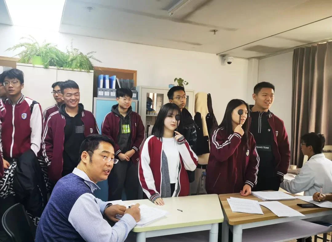 北外同文外国语学校招生解读:课程、学费与升学之外,视力健康管理透露哪些择校细节