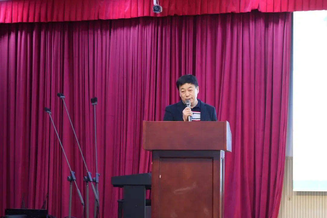 北外同文素材 为什么要学好化学?「家长公开课」系列讲座首讲
