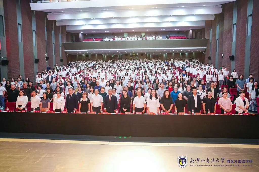 校园素材 image-ad29b0b9-b00c-4f1e-a0ac-8c995415d395